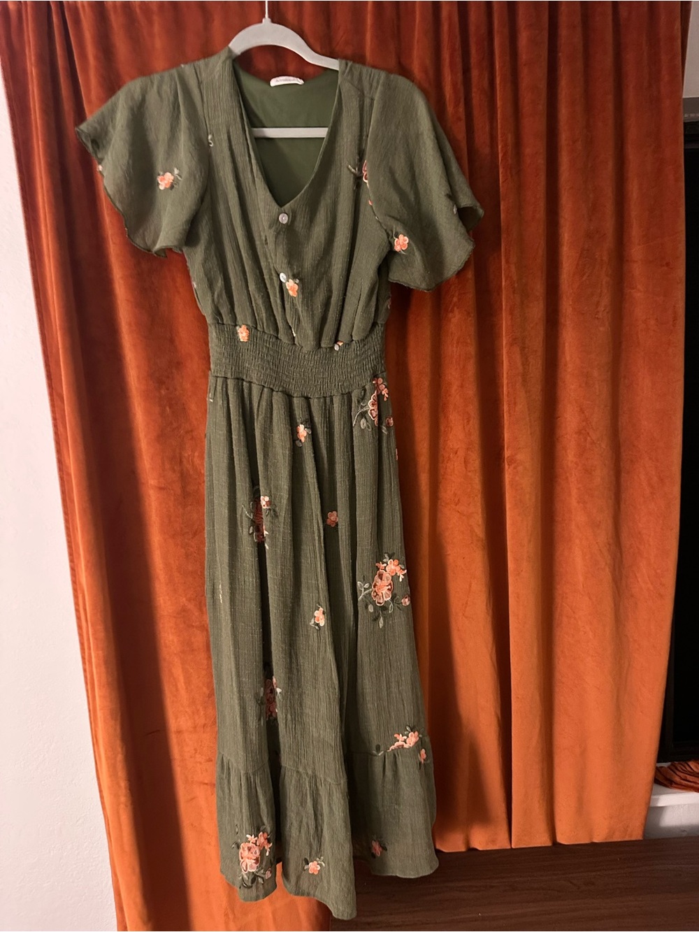 Kindred dress size medium